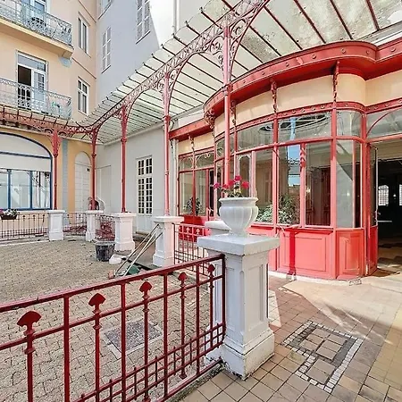 Le Splendid T2 Sur Cour Apartment *